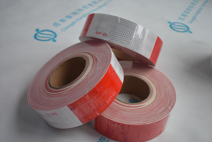 La lámina reflectante y la cinta reflectante a la venta